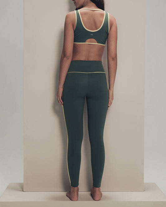 Feeling Green Leggings - Leggings Deportivo Verde Sesgos Amarillos