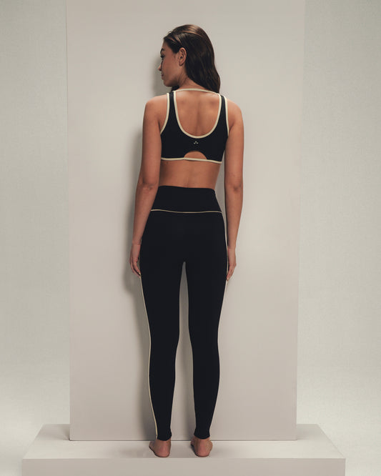 Feeling Black Leggings - Leggings Deportivo Negro Sesgos Crudo