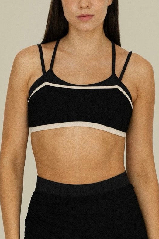 Believing Black Top - Top Deportivo Doble Negro
