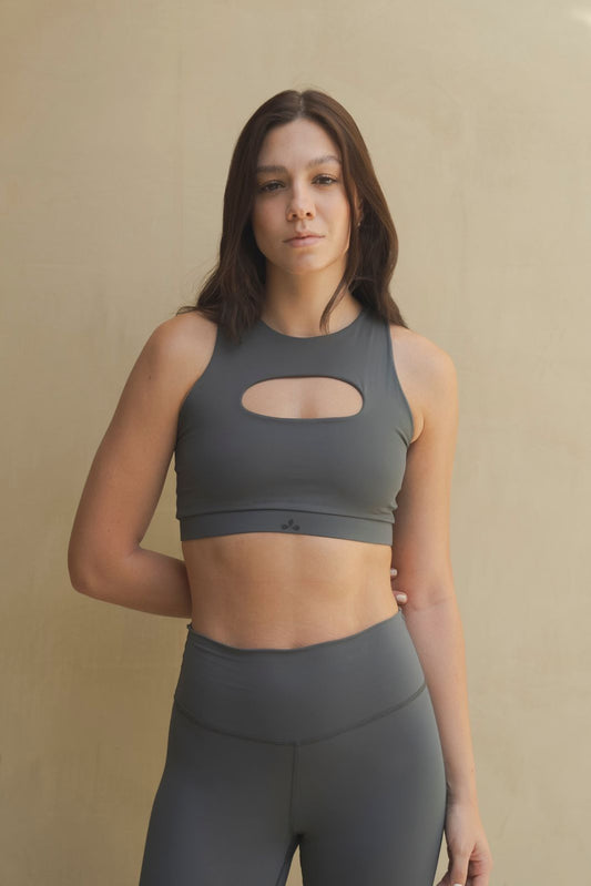 Explorer Top - Top Deportivo Gris Óvalo